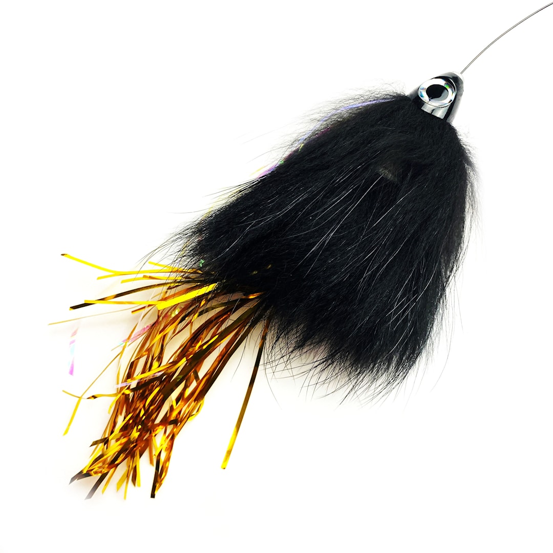 Läs mer om Spintube Pike 45 g kastfluga svart/svart/guld tinsel