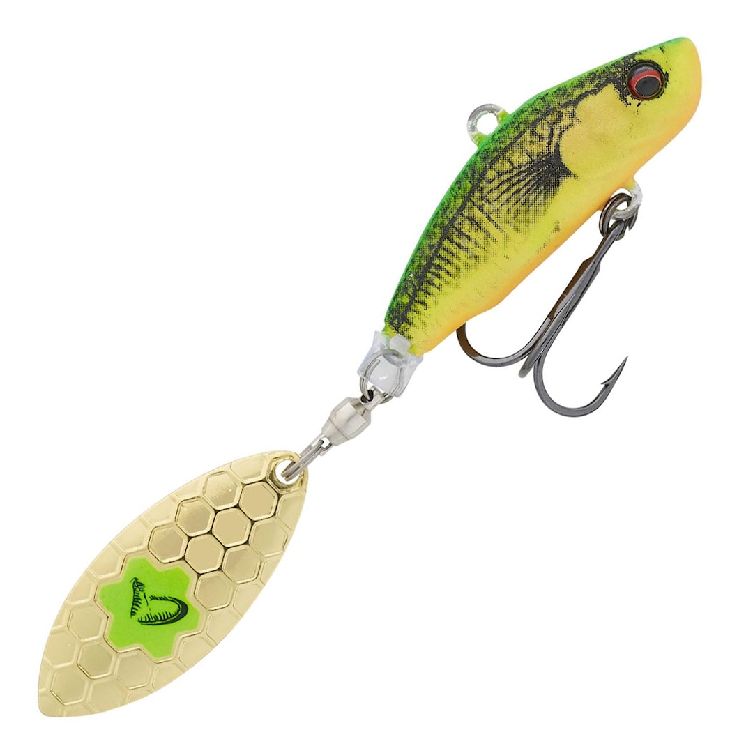 Läs mer om Savage Gear 3D Sticklebait Tailspin 9 g FT