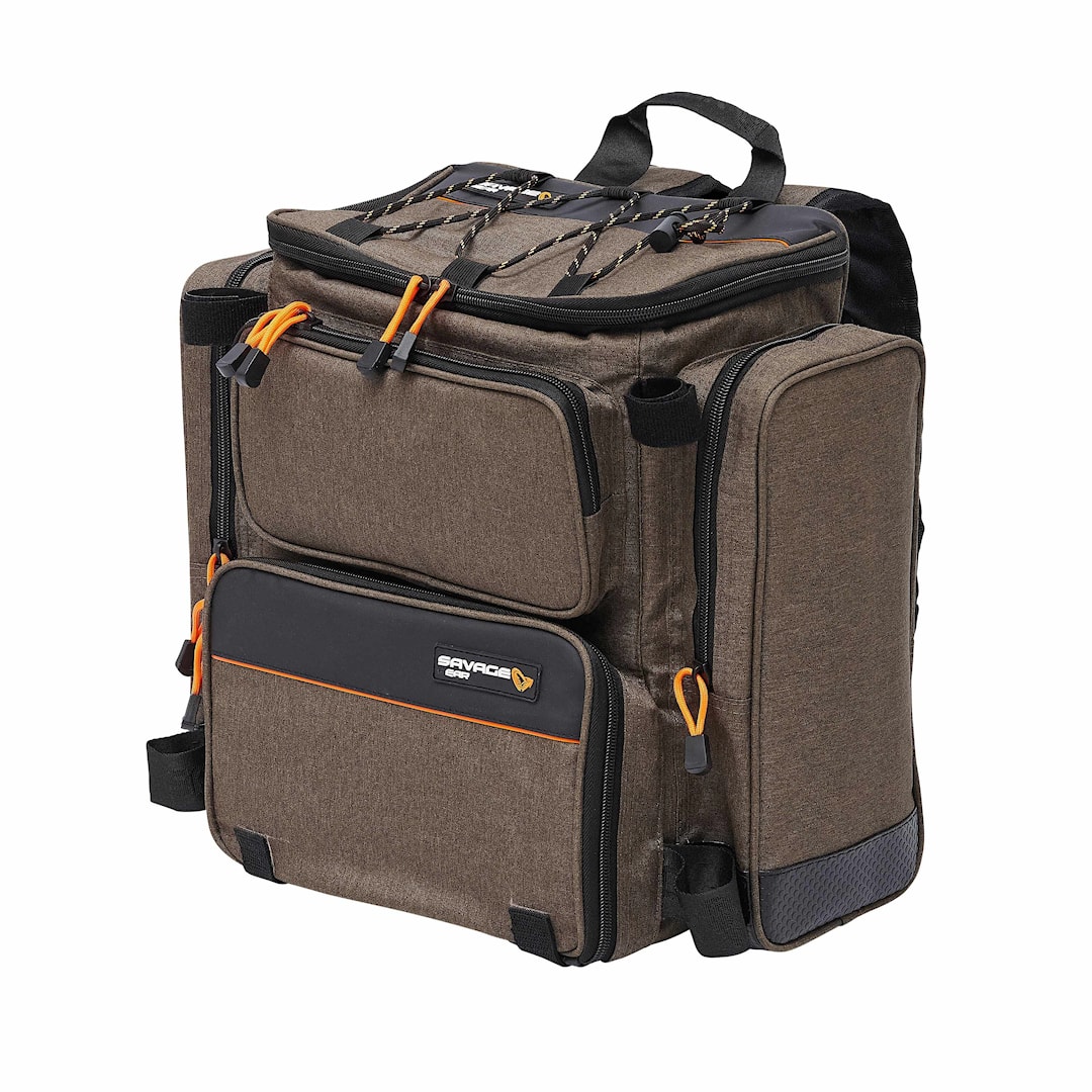 Läs mer om Savage Gear Specialist Rucksack fiskeryggsäck + 3 askar